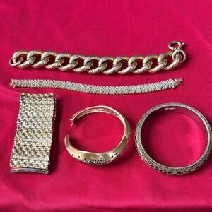 (A lot) Gold Bracelet Collection